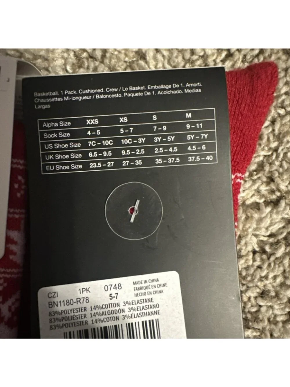 3 Pair Nike Elite Youth 10c-3Y Basketball Christmas Holiday Red/White Crew Socks
